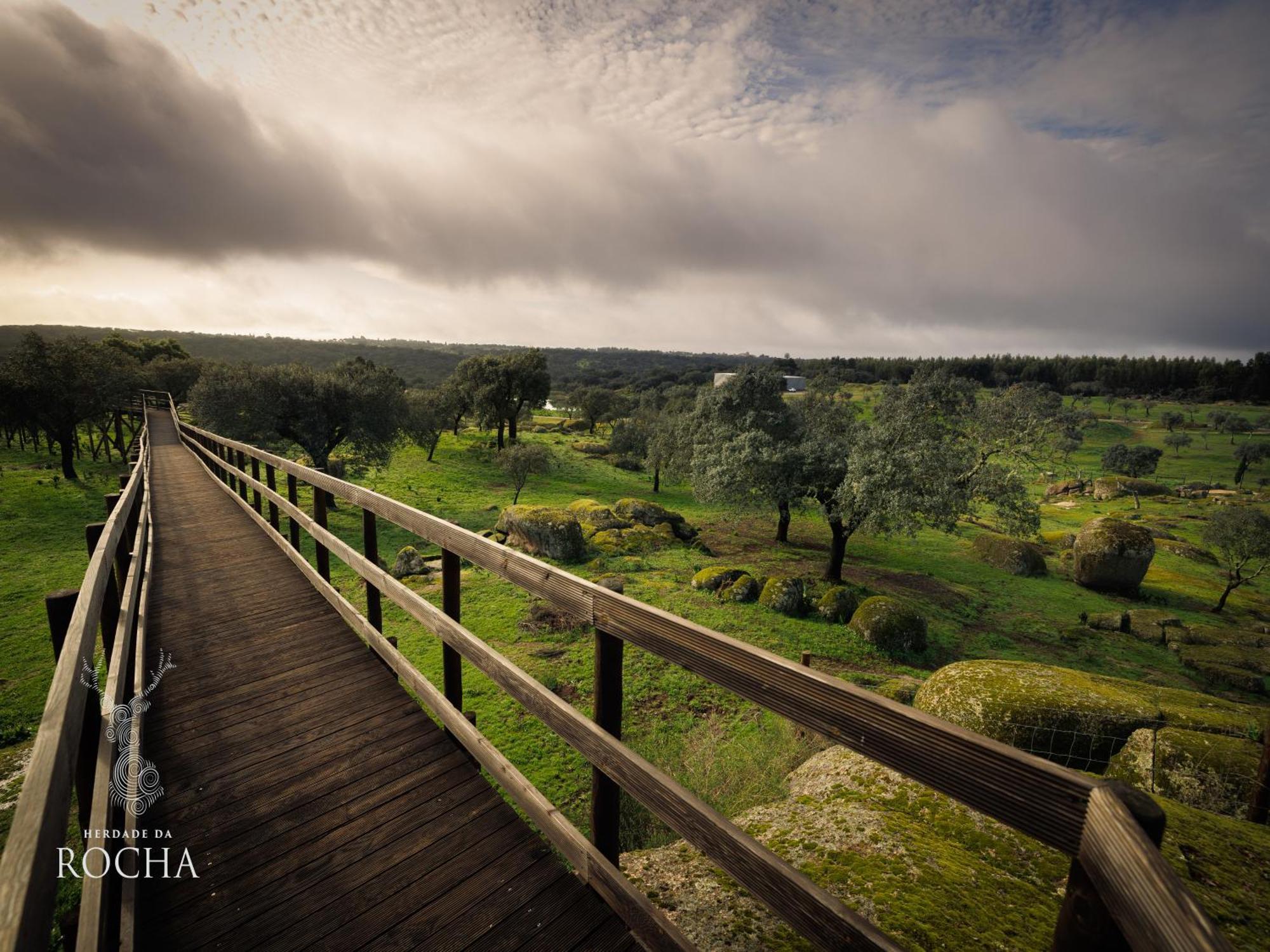Herdade Da Rocha - Boutique Lodge Crato Exterior photo