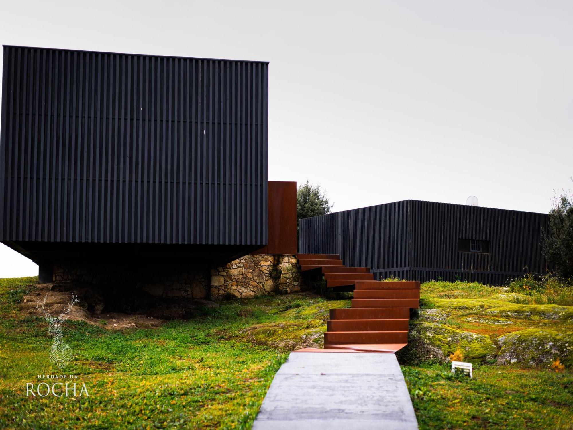 Herdade Da Rocha - Boutique Lodge Crato Exterior photo